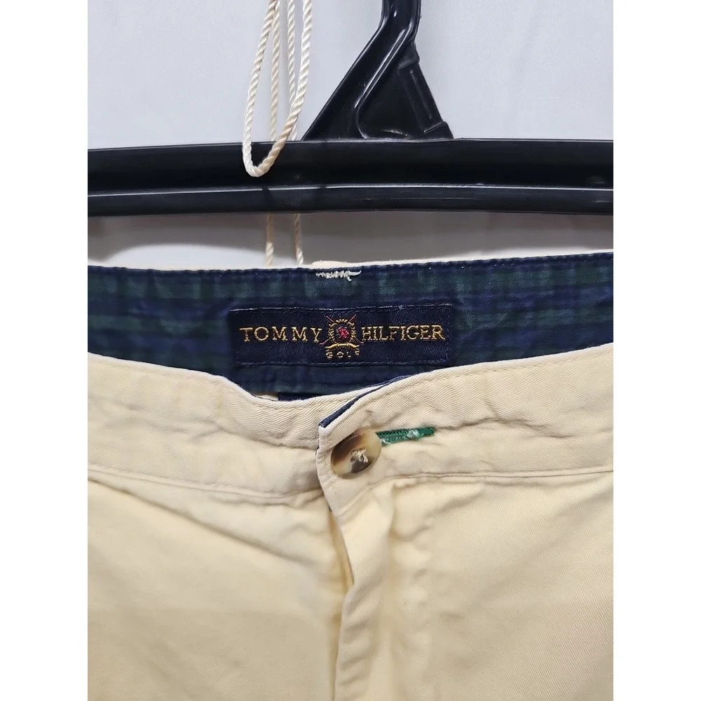 Tommy Hilfiger Mens Golf Shorts 38 Yellow Chino Pleated Slash Pockets 7'' Inseam